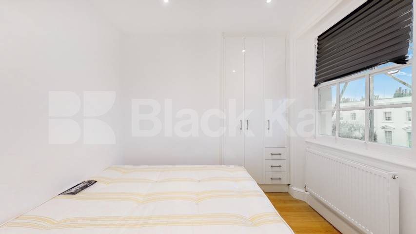 Contemporary One-Bedroom Home in West London Chepstow Road, Bayswater